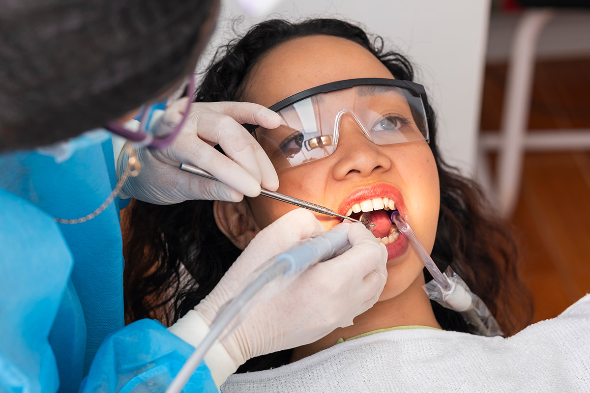 Unique Smiles of McHenry | Periodontic Services