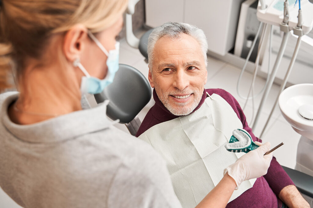 Unique Smiles of McHenry | Dentures